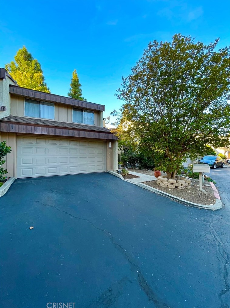 1546 Holly Ct, Thousand Oaks, CA 91360