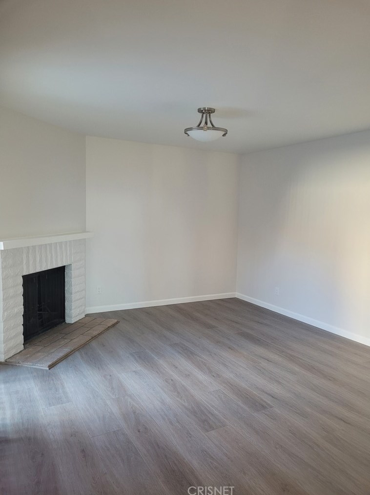 15648 Hillview Ln #16, San Fernando, CA 91344