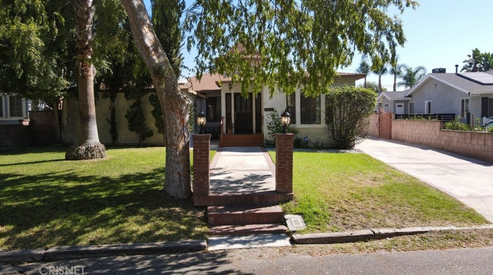 4912 Placidia Ave, North Hollywood, CA 91601-4834