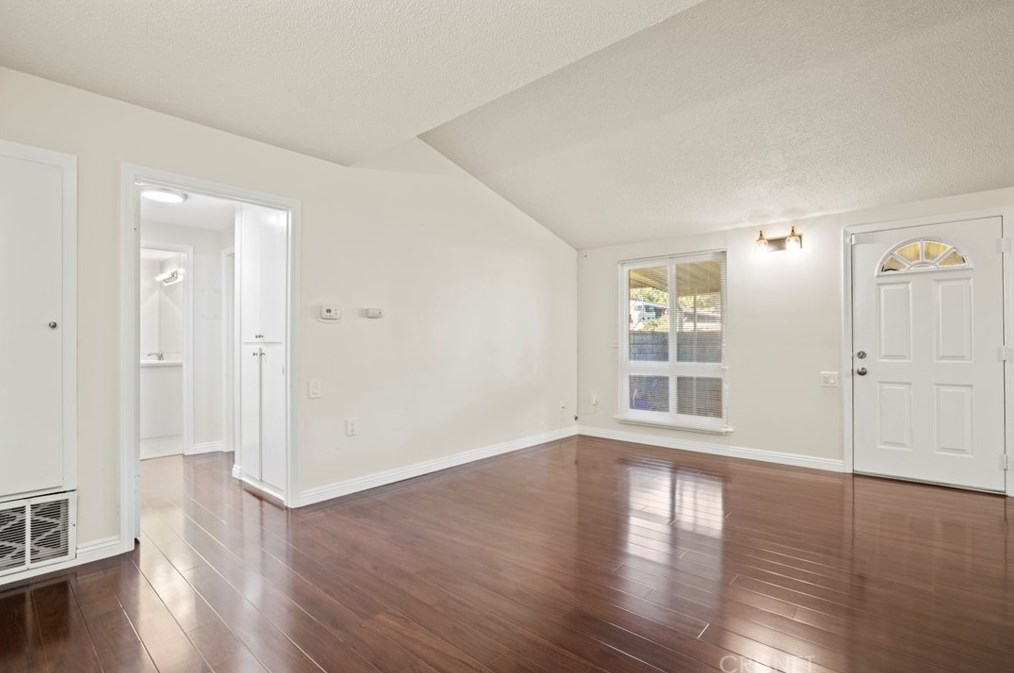 26712 Oak Crossing Rd #b, Santa Clarita, CA 91321