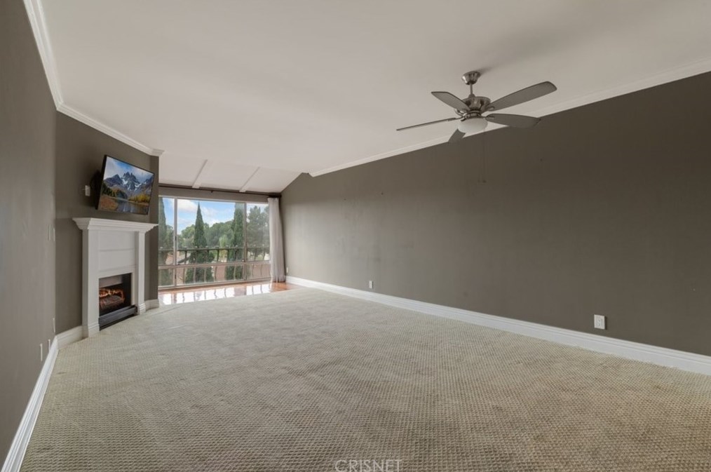 12830 Burbank Blvd #316, North Hollywood, CA 91607