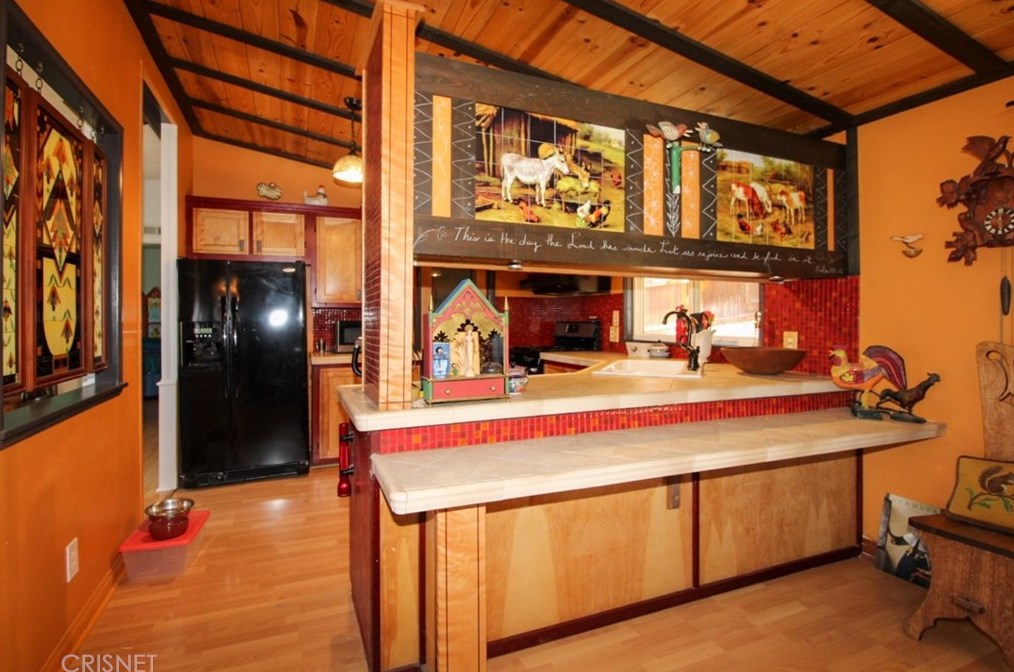 32416 Crown Valley Rd, Acton CA  93510-1991 exterior