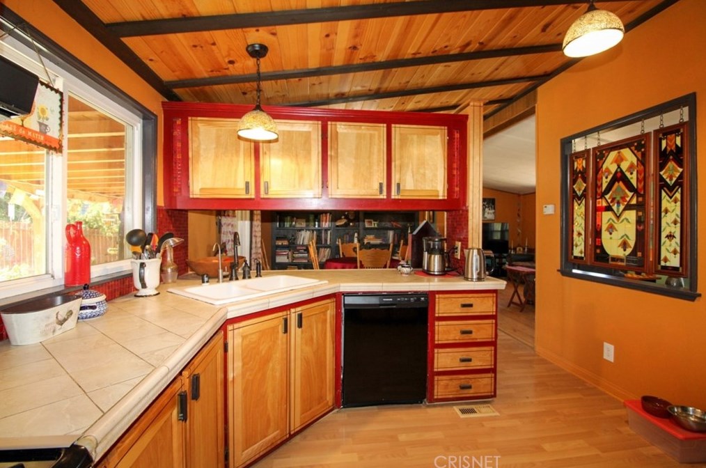 32416 Crown Valley Rd, Acton CA  93510-1991 exterior