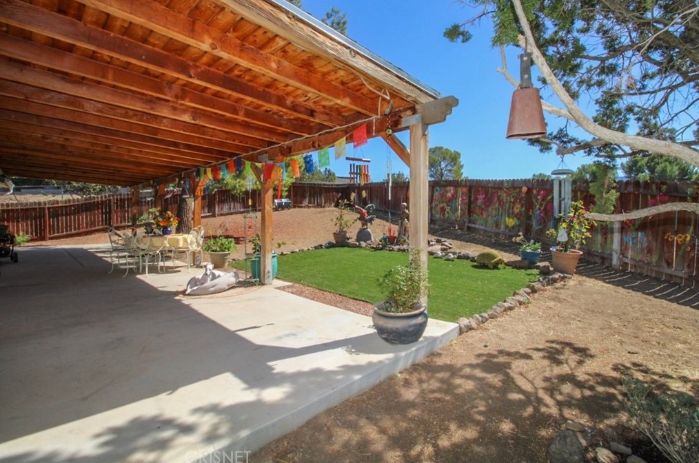 32416 Crown Valley Rd, Acton CA  93510-1991 exterior