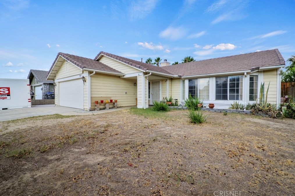 37410 Whitehall Ln, Palmdale, CA 93550-7713