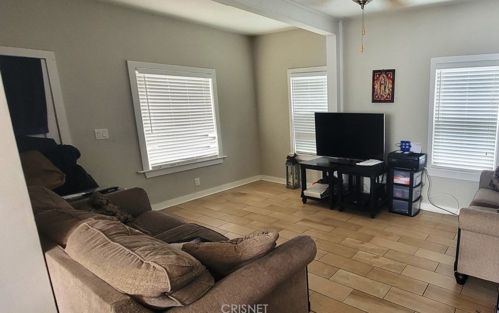 616 2nd St, Naval Base Ventura County, CA 93041-2702