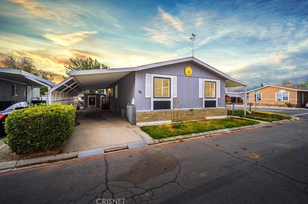 45111 E 25th Street #65, Lancaster, CA 93535