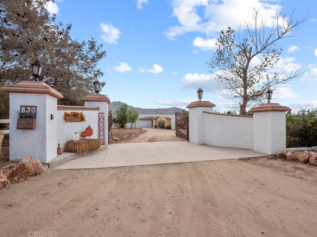 830 Foreston Dr, Acton, CA 93510-1837