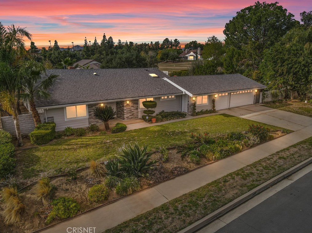10405 Lubao Ave, Chatsworth, CA 91311