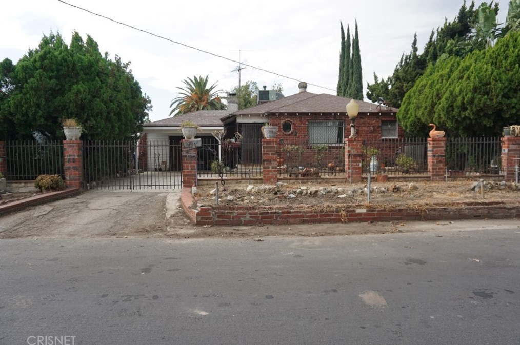 6041 Vantage Ave, North Hollywood, CA 91606