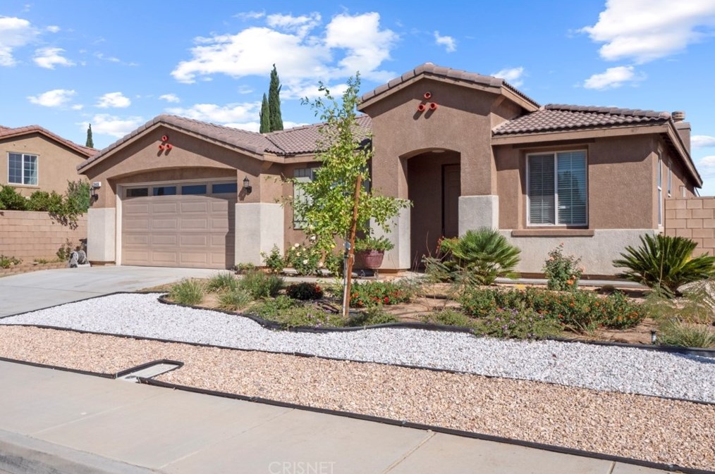 39436 Oxford Rd, Palmdale, CA 93551-4474