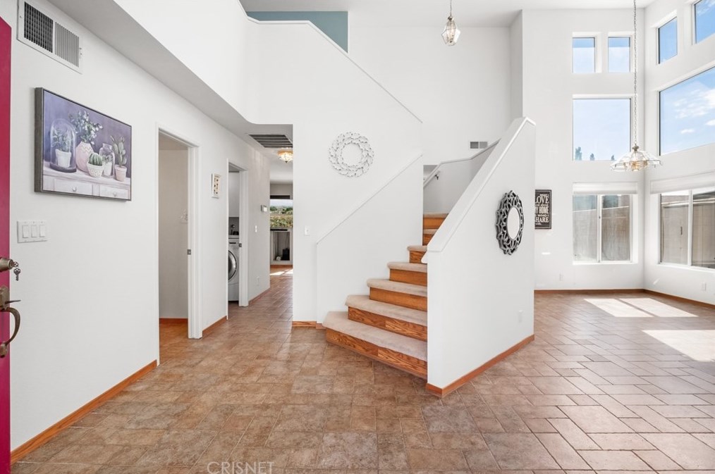 3608 Banyon Ct, Tropico Village, CA 93560-6882