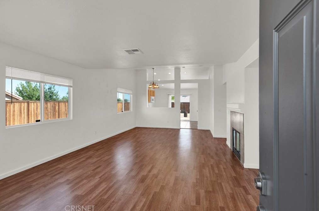 17749 Windy Way, El Mirage, CA 92301
