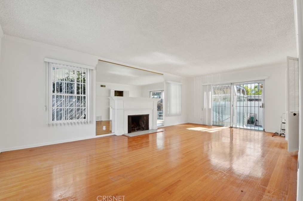4260 Don Mariano Dr, Los Angeles, CA 90008-4221