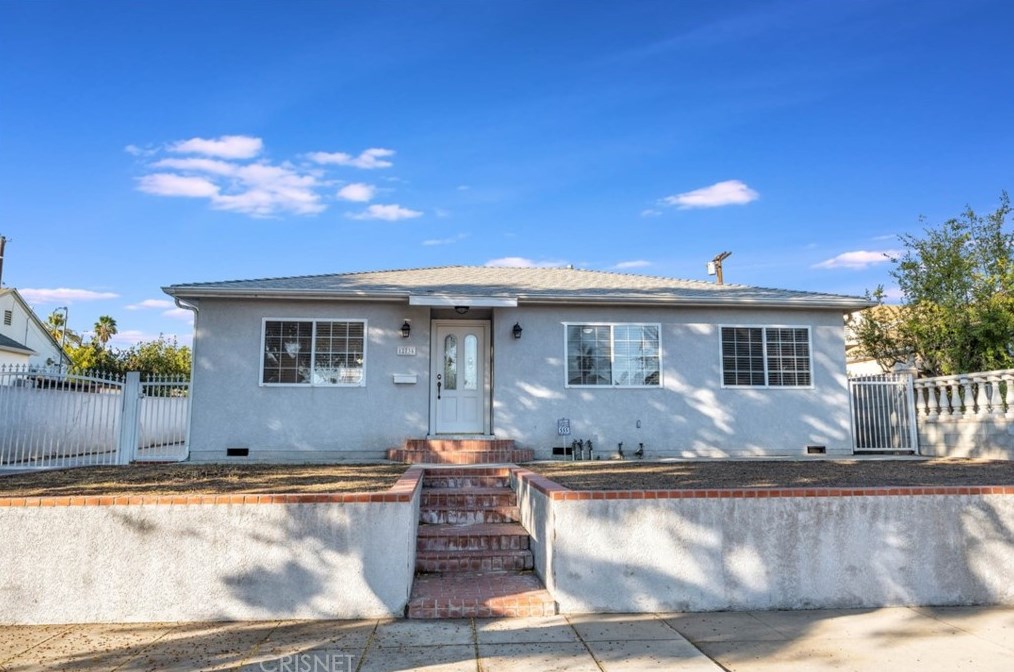 12735 Lemay St, North Hollywood, CA 91606-1230