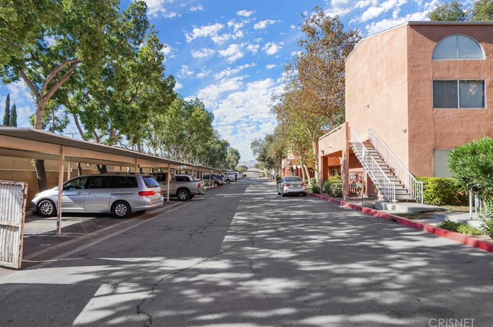 12601 Van Nuys Blvd, Los Angeles CA  91331-1300 exterior