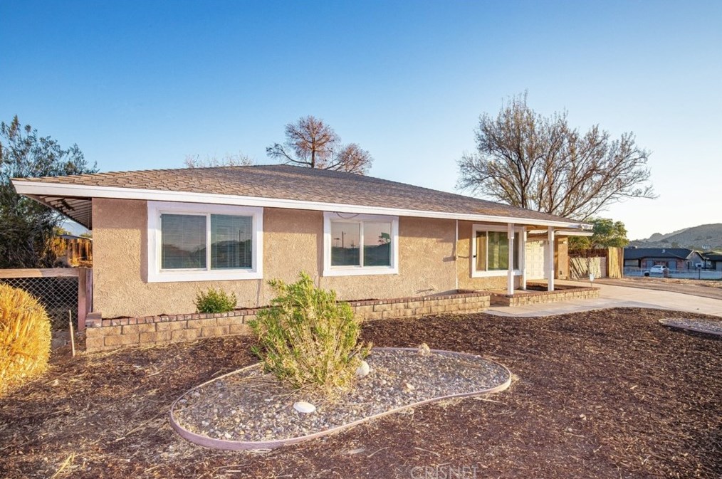 17118 Lakespring Ave, Palmdale, CA 93591-3322