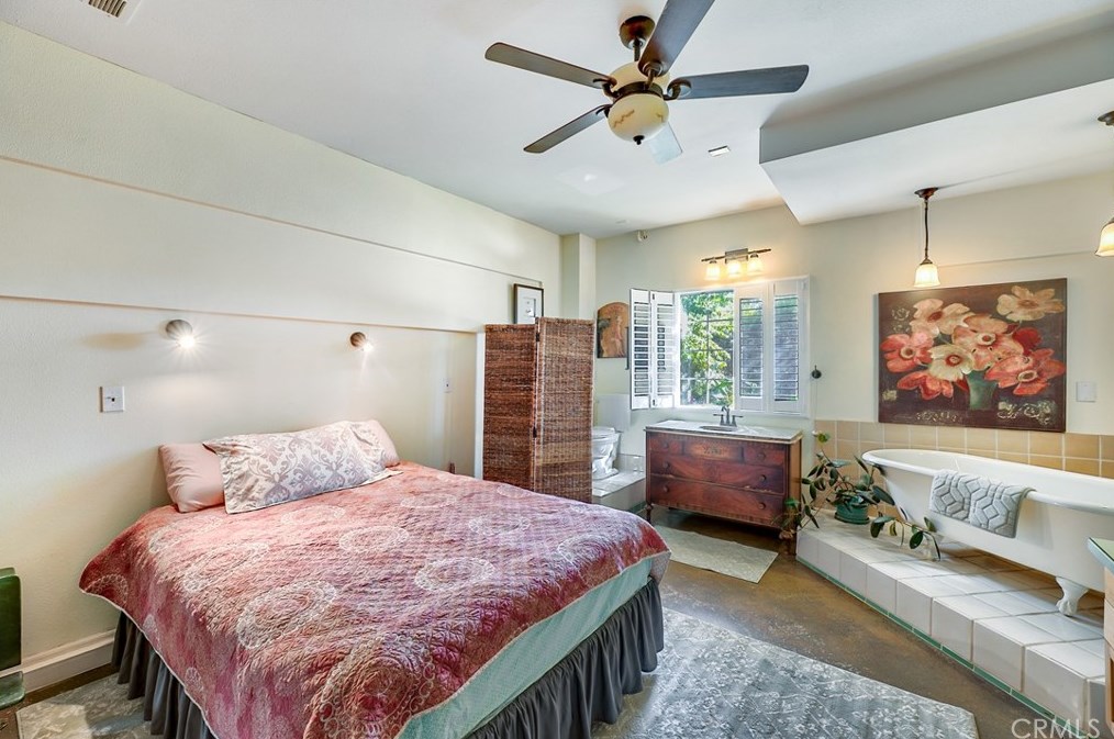 32145 1st St, Acton CA  93510-2502 exterior