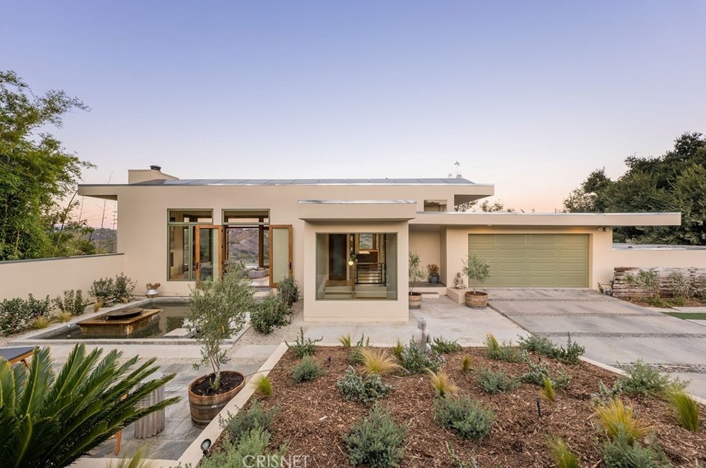 21925 Altaridge Dr, Topanga, CA 90290