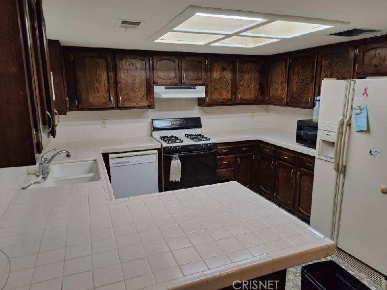 224 S Broadway St, Ridgecrest, CA 93555