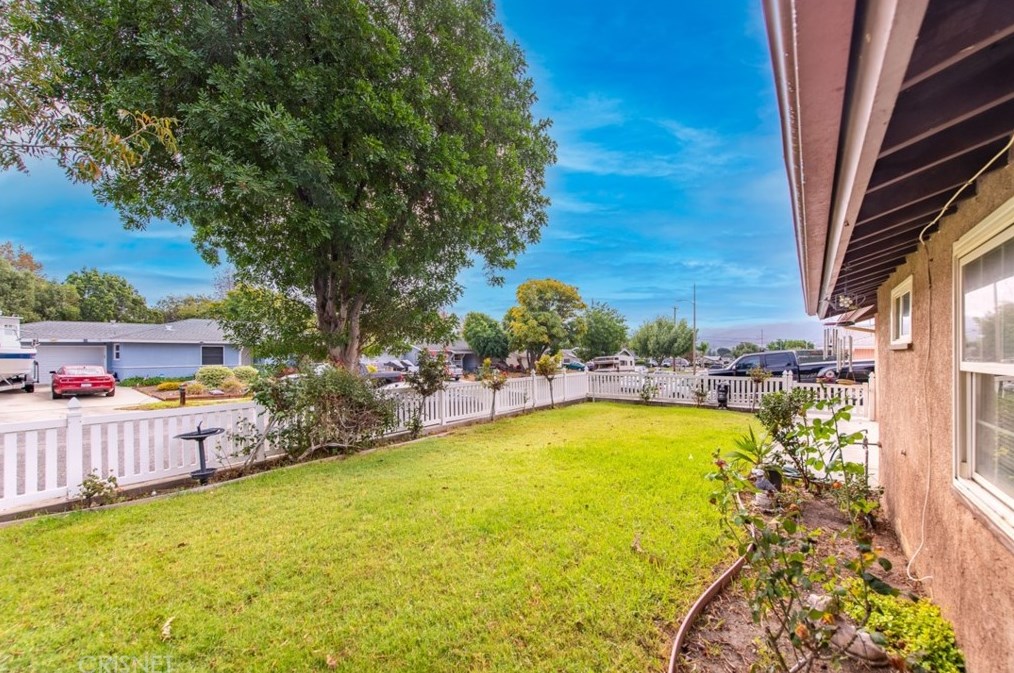 2325 Madrone St, Simi Valley, CA 93065