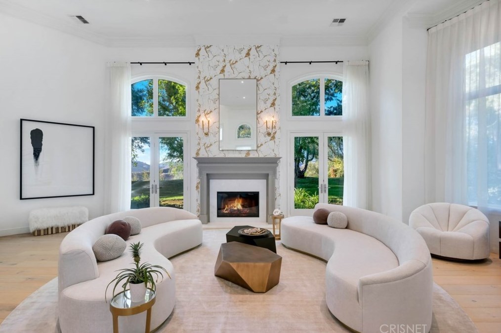 25546 Colette Way, Calabasas, CA 91302-3149