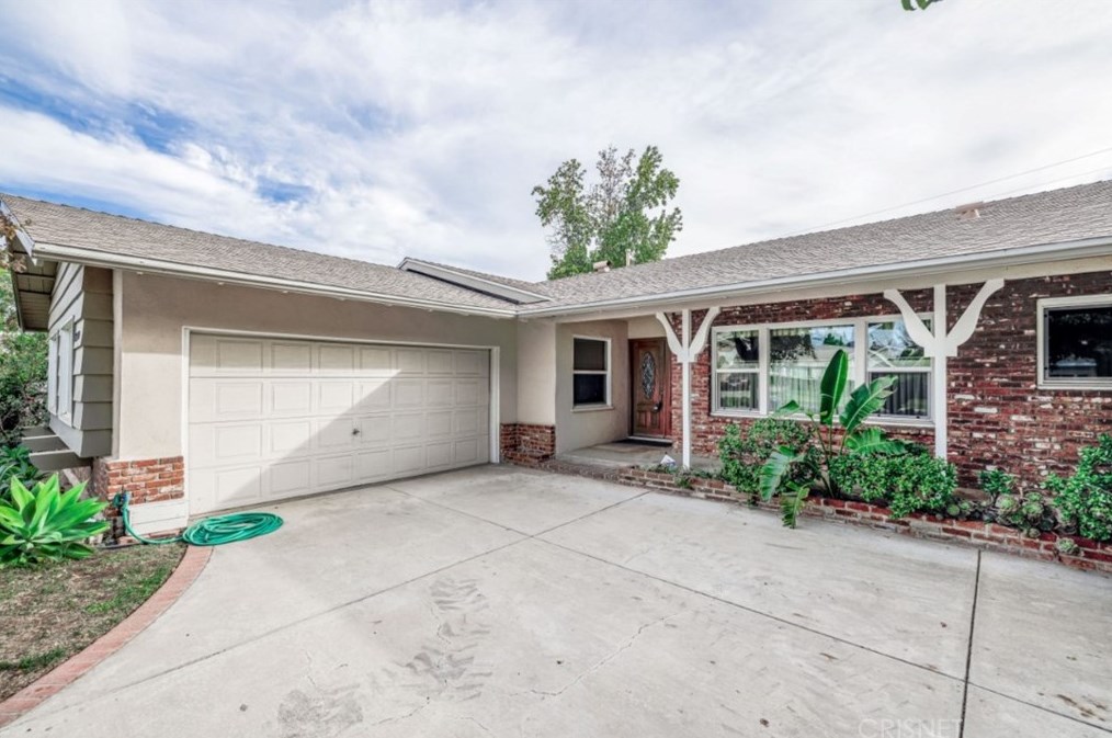 16320 Germain St, San Fernando, CA 91344-6819