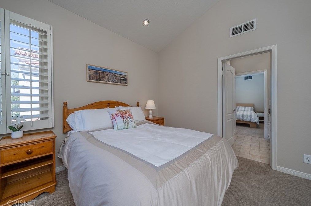 3622 Reina Ct, Calabasas CA exterior