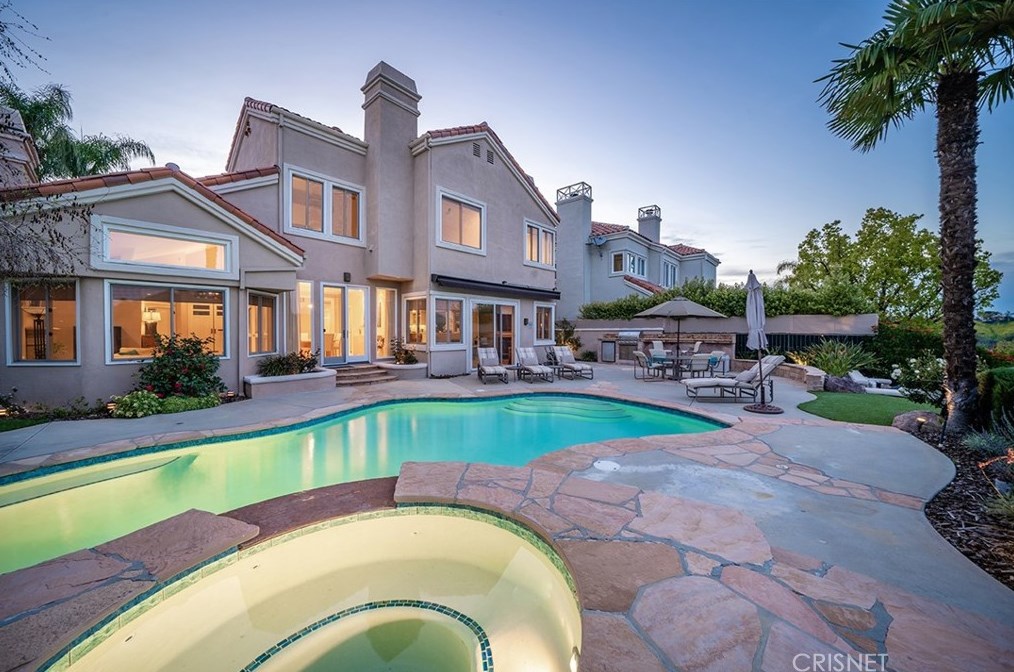 3622 Reina Ct, Calabasas CA exterior