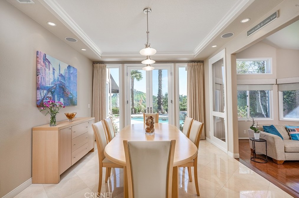 3622 Reina Ct, Calabasas CA exterior