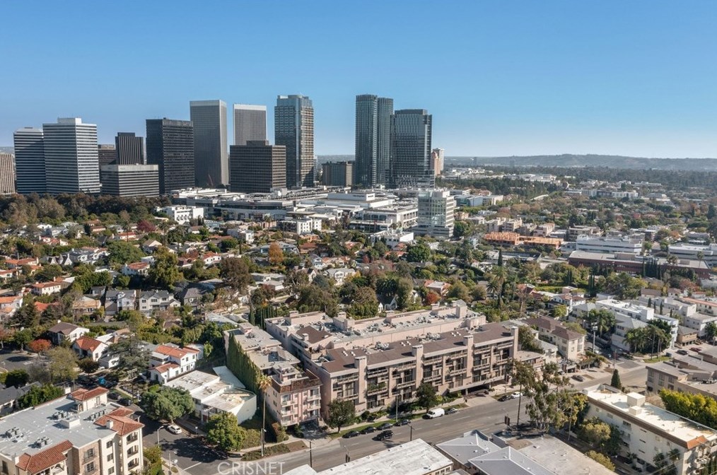 1520 Beverly Glen Blvd, Los Angeles CA  90077-3130 exterior