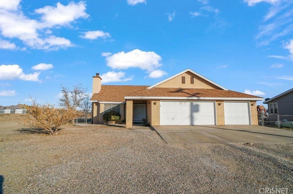 2172 58th St, Tropico Village, CA 93560