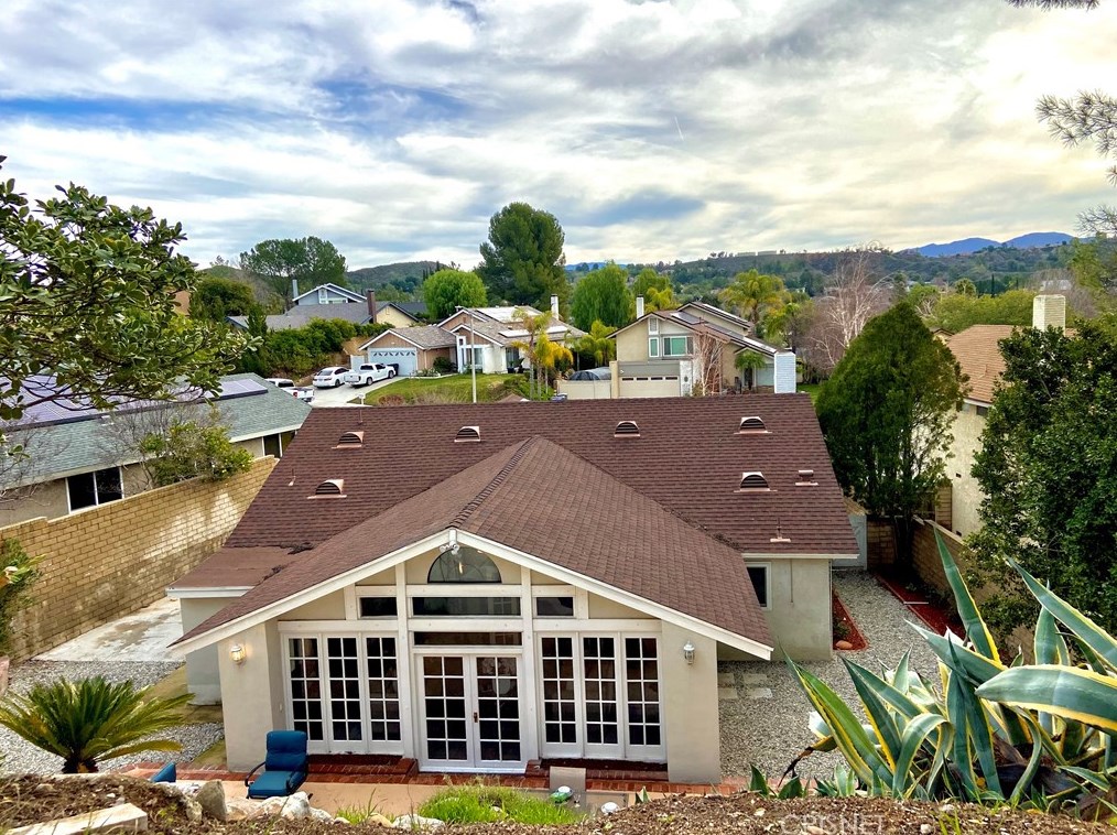 27913 Redwood Glen Rd, Santa Clarita, CA 91354