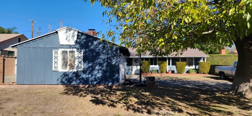 15857 Harvest St, San Fernando, CA 91344