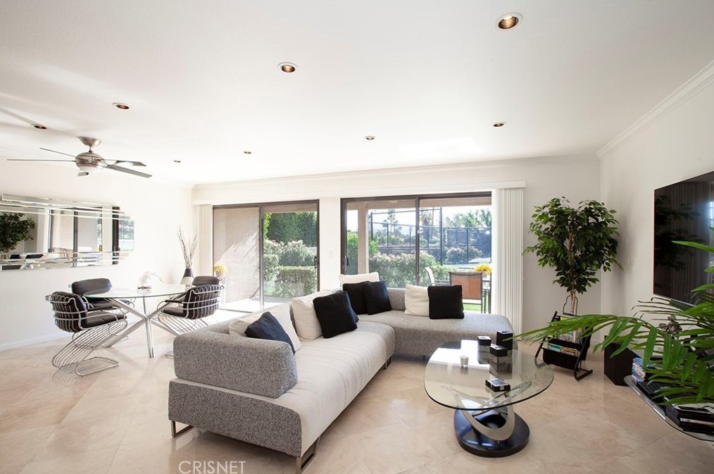 45680 Club Circle Dr, Palm Desert, CA