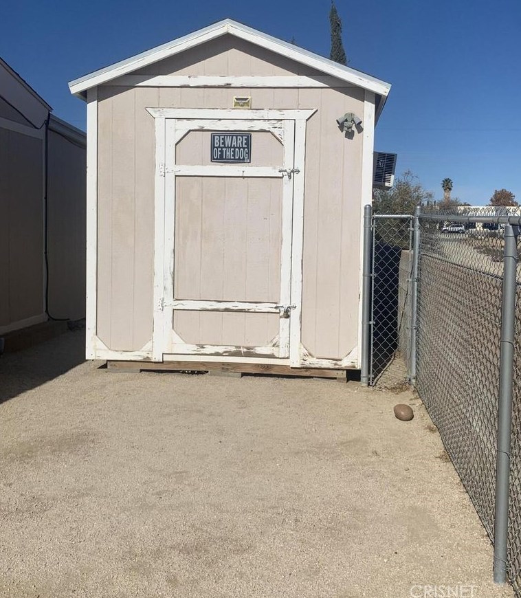 4500 W Rosamond Blvd #15a, Tropico Village, CA 93560