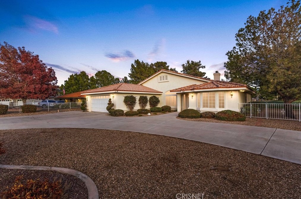 27953 Scenic Ct, Helendale, CA 92342