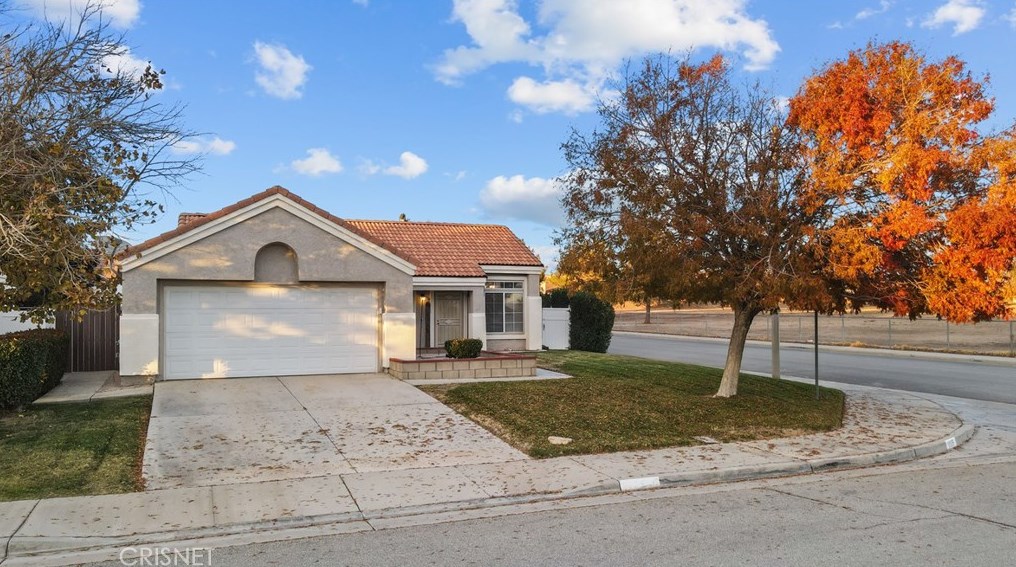 1125 Suncrest Ct, Tropico Village, CA 93560