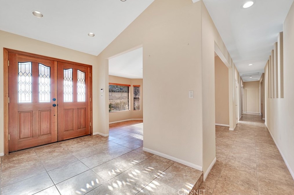 2453 Trails End Rd, Acton CA  93510-2442 exterior