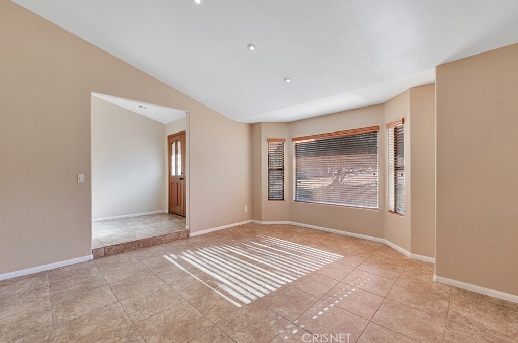 2453 Trails End Rd, Acton CA  93510-2442 exterior