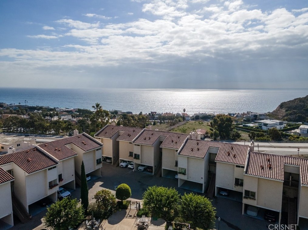 23914 De Ville Way #c, Malibu, CA 90265