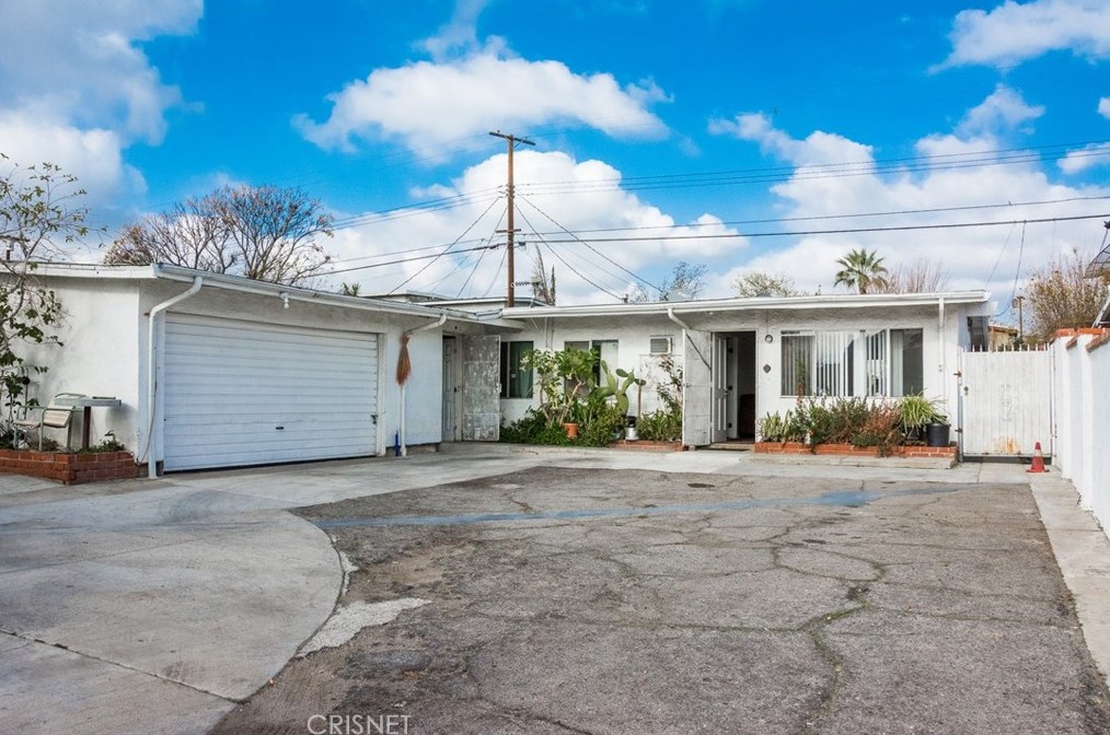 12921 Vaughn St, San Fernando, CA 91340