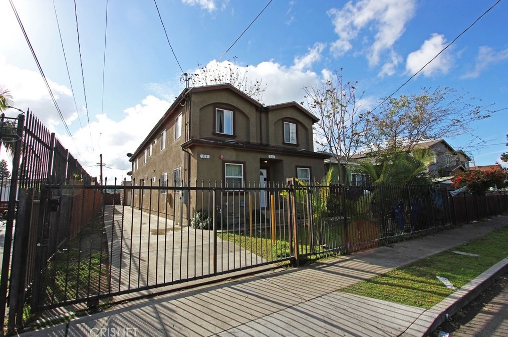 314 56th St, Los Angeles CA  90011-5130 exterior