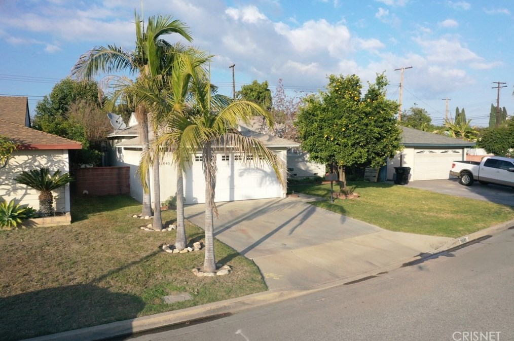 11045 Borson St, Norwalk CA  90650-2604 exterior