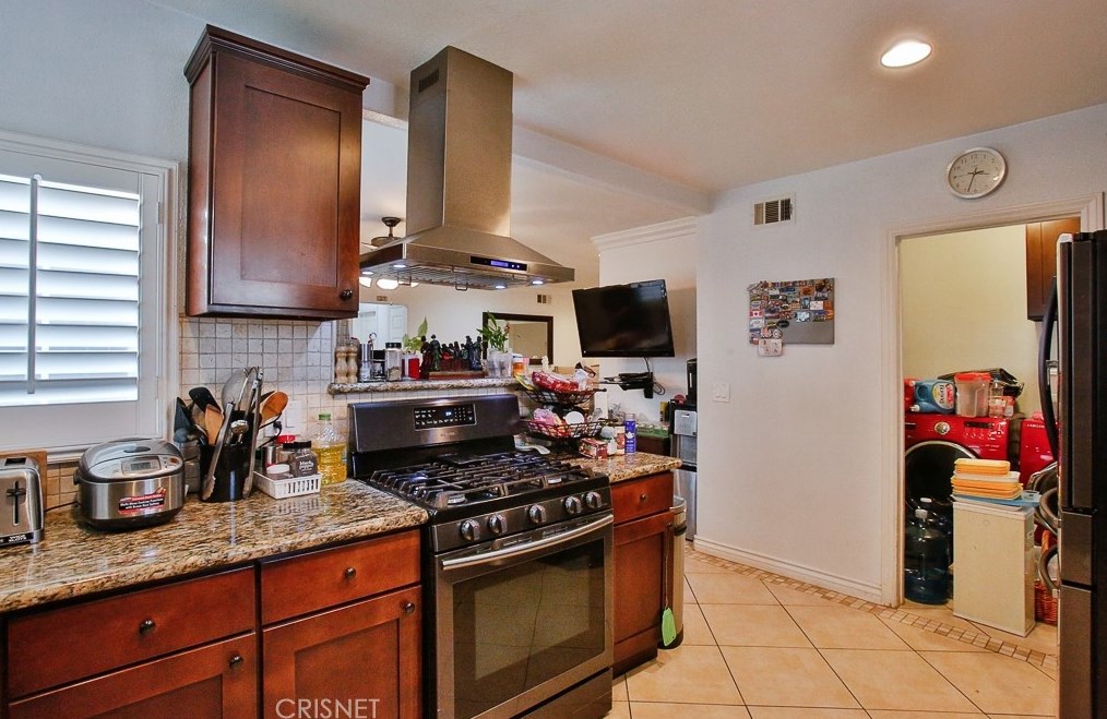 11045 Borson St, Norwalk CA  90650-2604 exterior