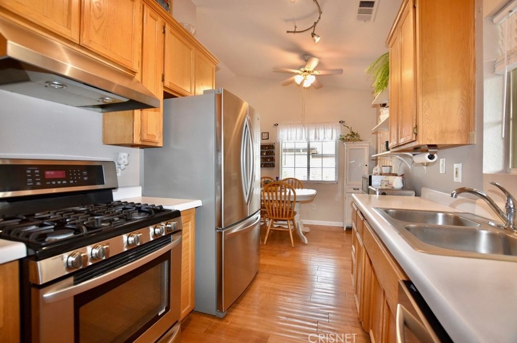 30151 Caddy Ln, Tehachapi, CA 93561