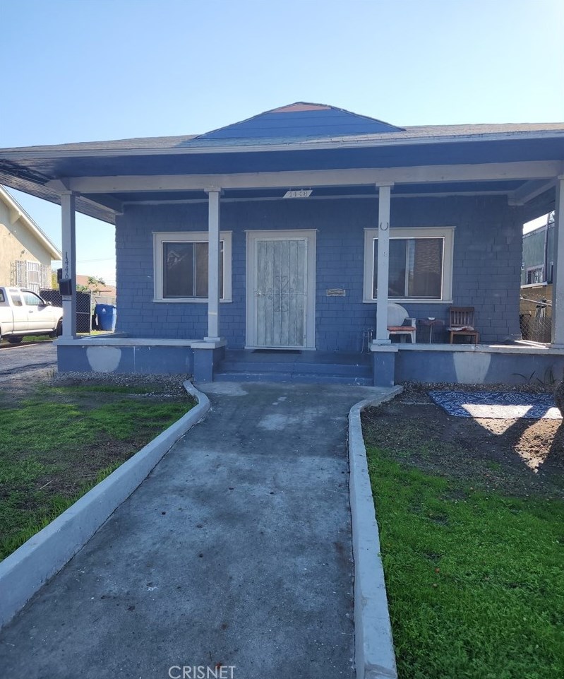 1448 36th St, Los Angeles, CA 90018-3941