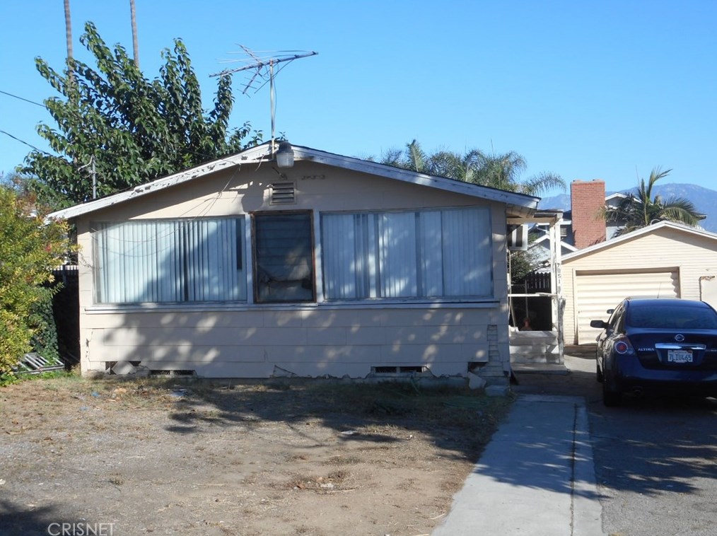 7951 Graves Ave, Rosemead, CA 91770-3579