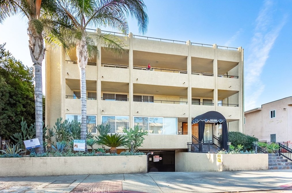 5339 Newcastle Ave #211, Van Nuys, CA 91316