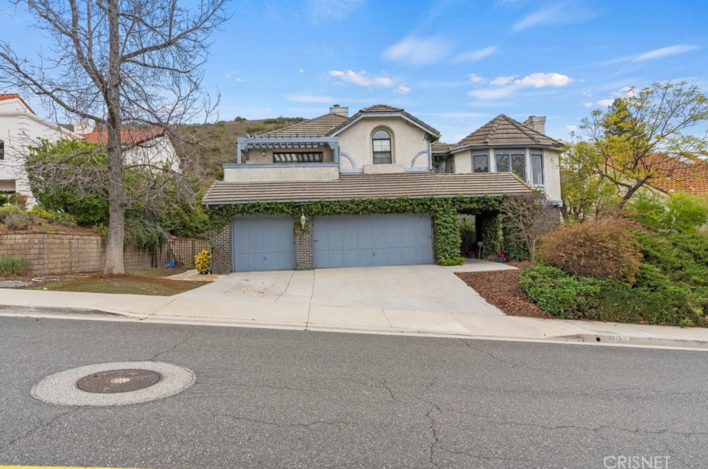 6118 Lake Lindero Dr, Calabasas, CA 91301